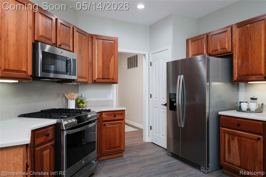 44643 Aspen Ridge Drive, Northville, MI 48168 — Photo 22