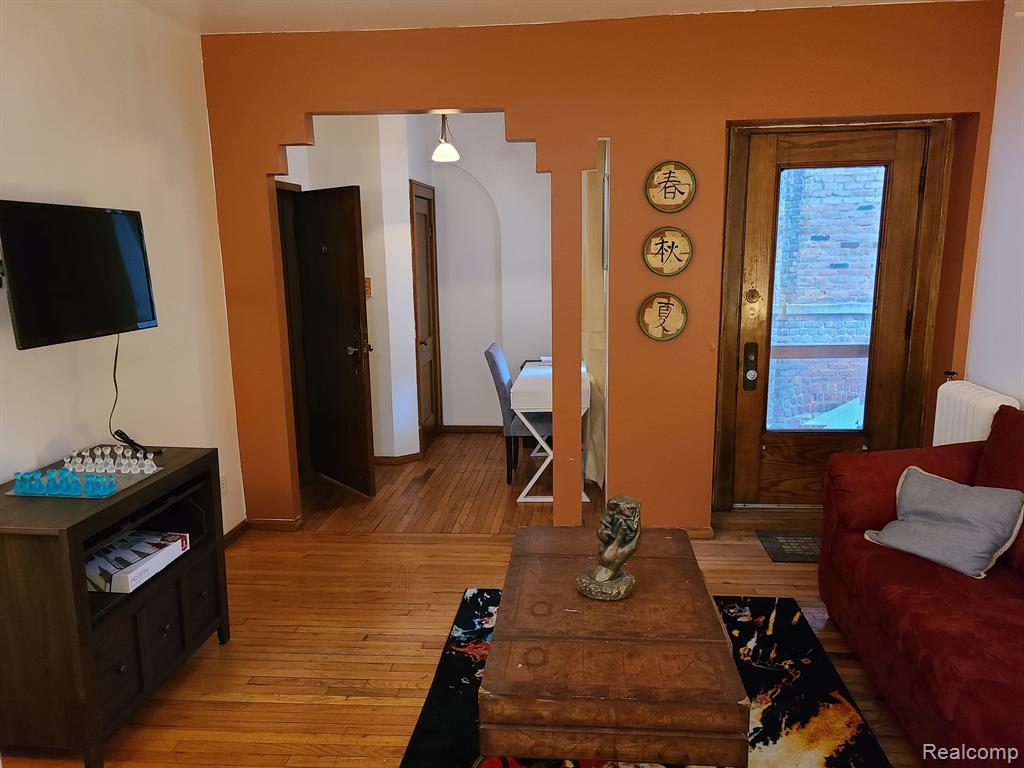 677 SELDEN Street, Detroit, MI 48201 — Photo 37
