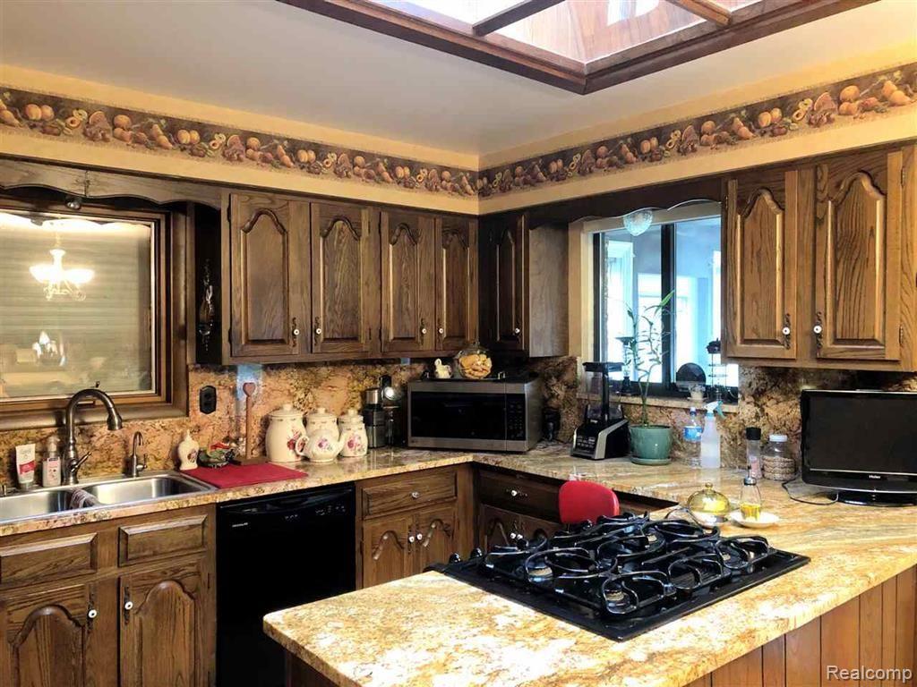 4157 CHERYL Drive, Flint, MI 48506 — Photo 11