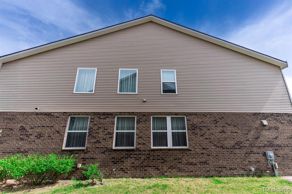783 REEF Drive, Canton, MI 48187 — Photo 35