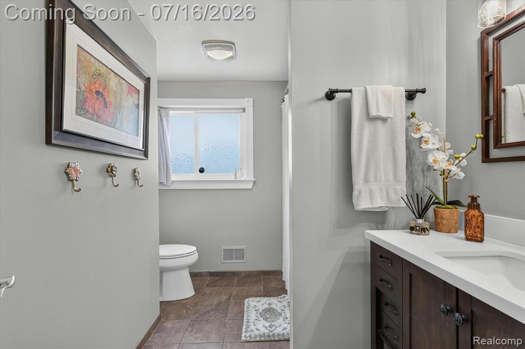 845 Abbey Lane, Milford, MI 48381 — Photo 30