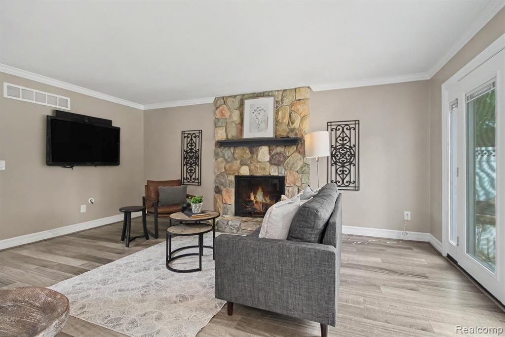 6492 Durham Drive, Canton, MI 48187 — Photo 18