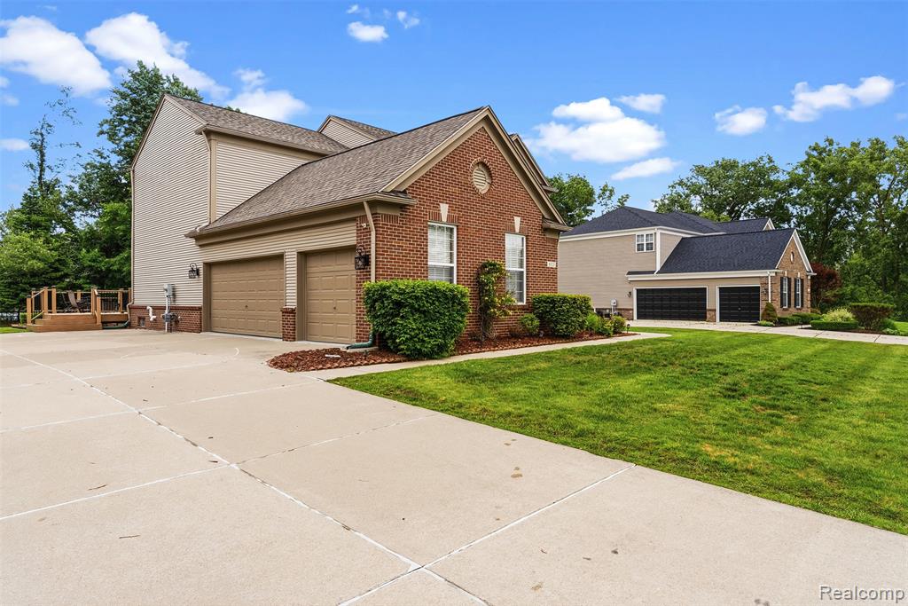 6323 Moonstone Drive, Grand Blanc, MI 48439 — Photo 5