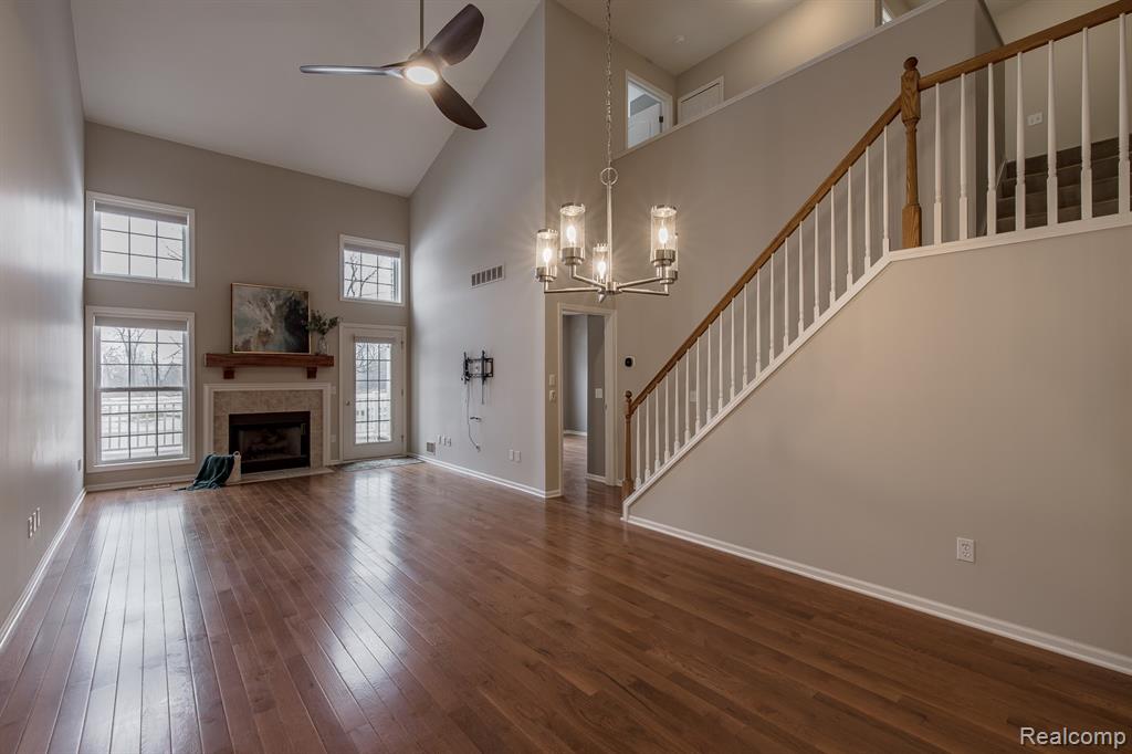 5710 Pinecroft Court, Clarkston, MI — Photo 4