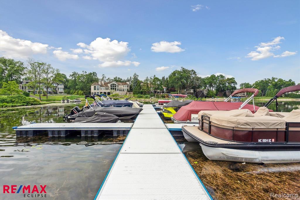 5405 Possum Lane, Orchard Lake Village, MI 48324 — Photo 36