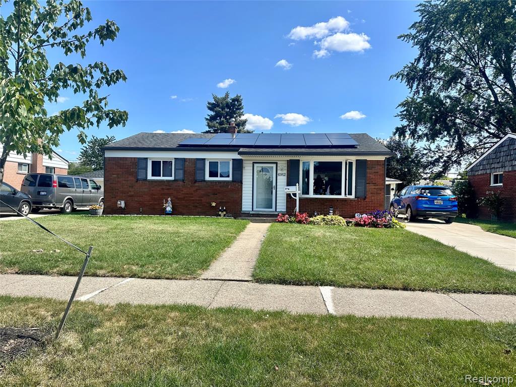6912 Moccasin Street, Westland, MI — Photo 2