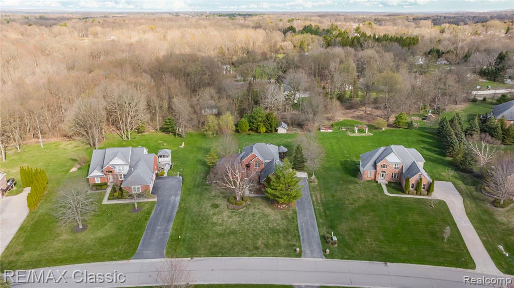 4930 Menominee Lane, Clarkston, MI 48348 — Photo 85
