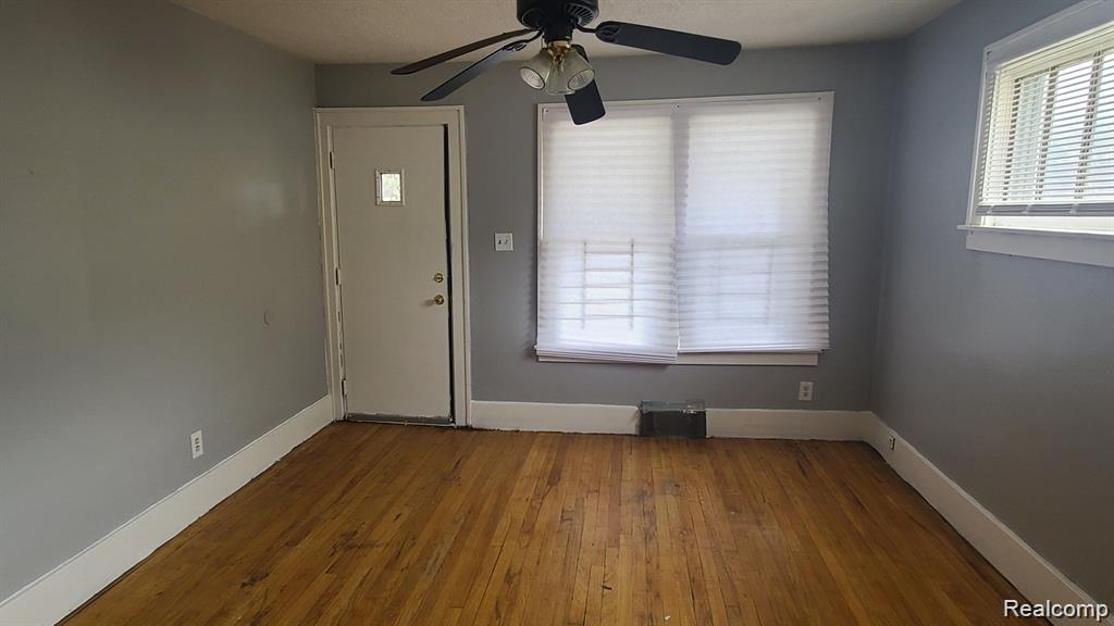 12019 Woodmont Avenue, Detroit, MI 48227 — Photo 7