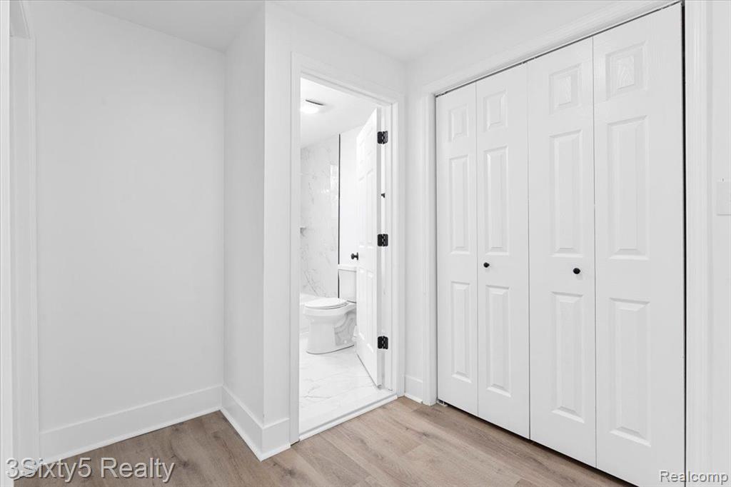 8072 E EDSEL FORD, Detroit, MI 48213 — Photo 12