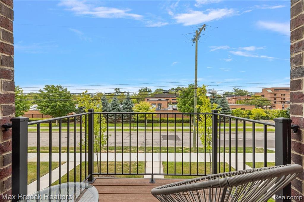 382 Notre Dame Street, Grosse Pointe, MI 48230 — Photo 24