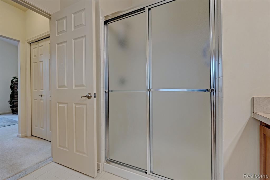 6927 STONEWOOD Place, Clarkston, MI — Photo 32