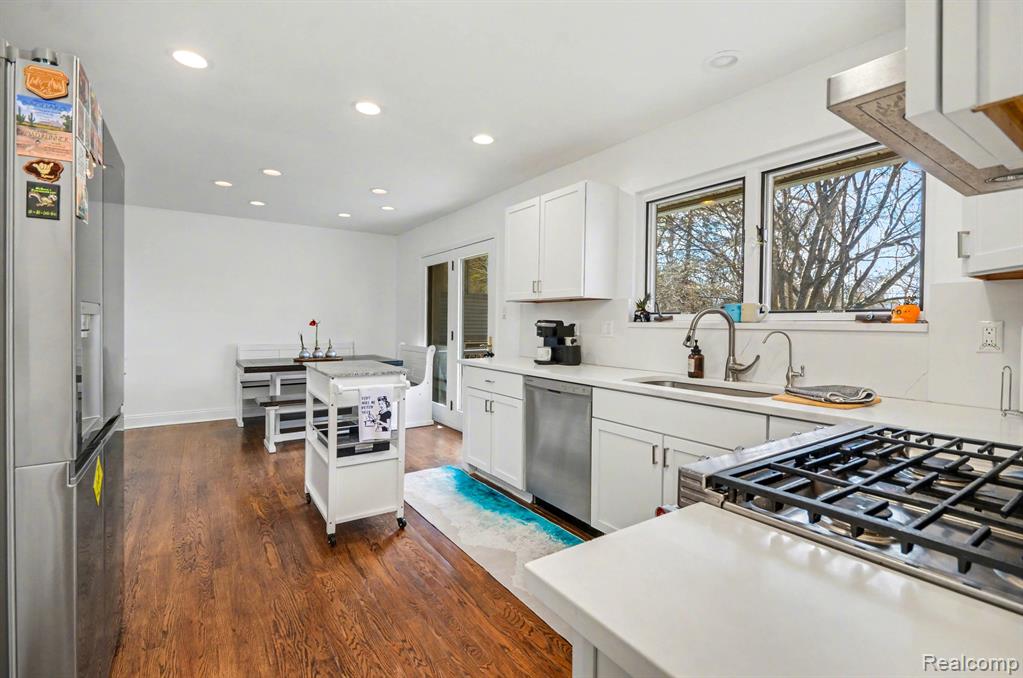 7250 Cedarcroft Lane, West Bloomfield, MI — Photo 23