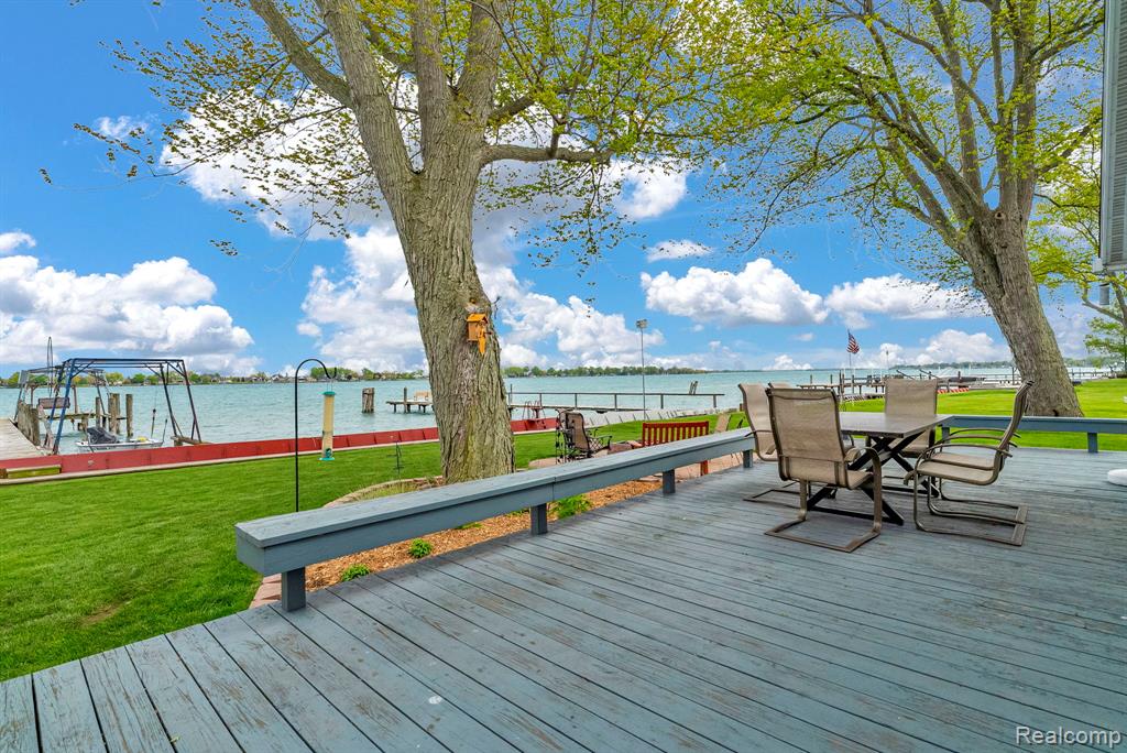 5441 Pointe Drive, East China, MI — Photo 57