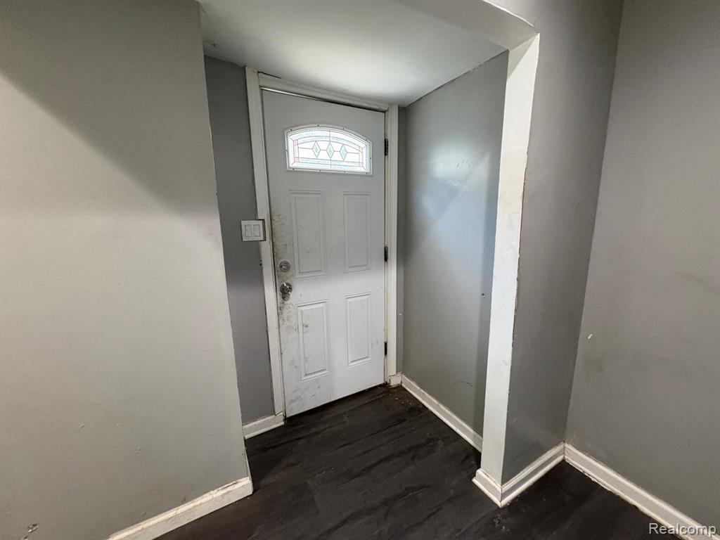 9965 ASBURY Park, Detroit, MI 48227 — Photo 11