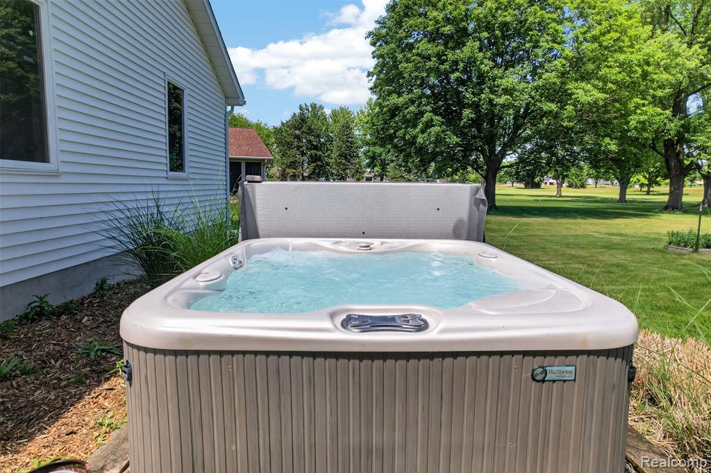 1330 Meadow Green Lane, Linden, MI 48451 — Photo 34