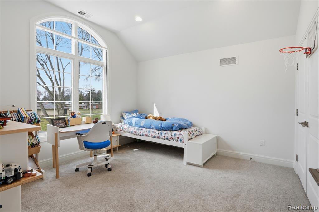 345 Dalebrook Lane, Bloomfield Hills, MI 48301 — Photo 36
