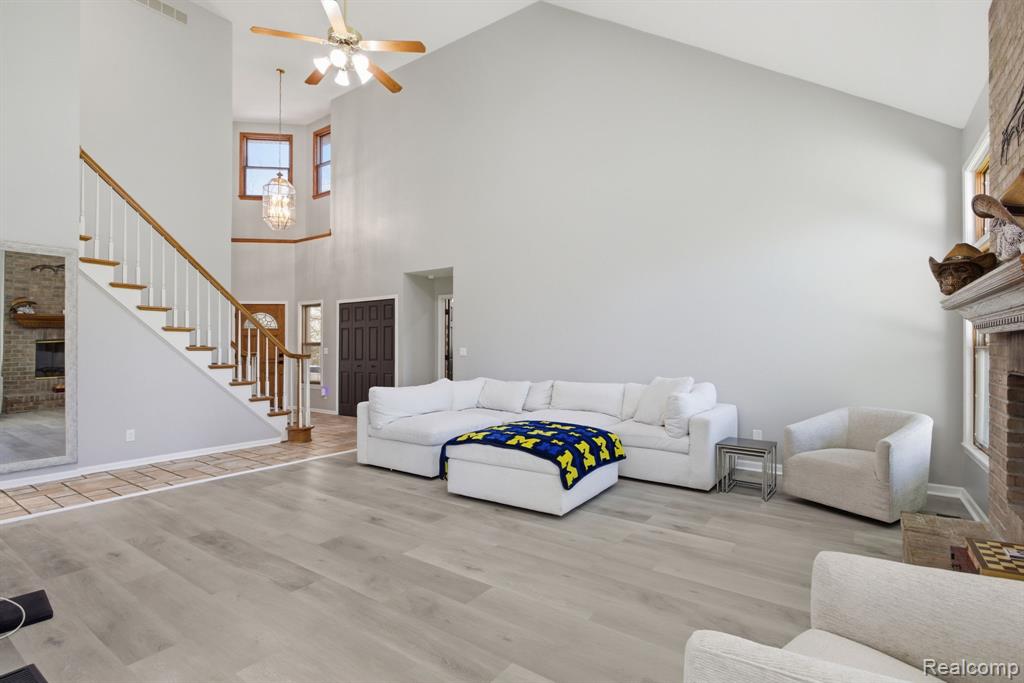 8488 Annette Avenue, Grosse Ile, MI 48138 — Photo 15