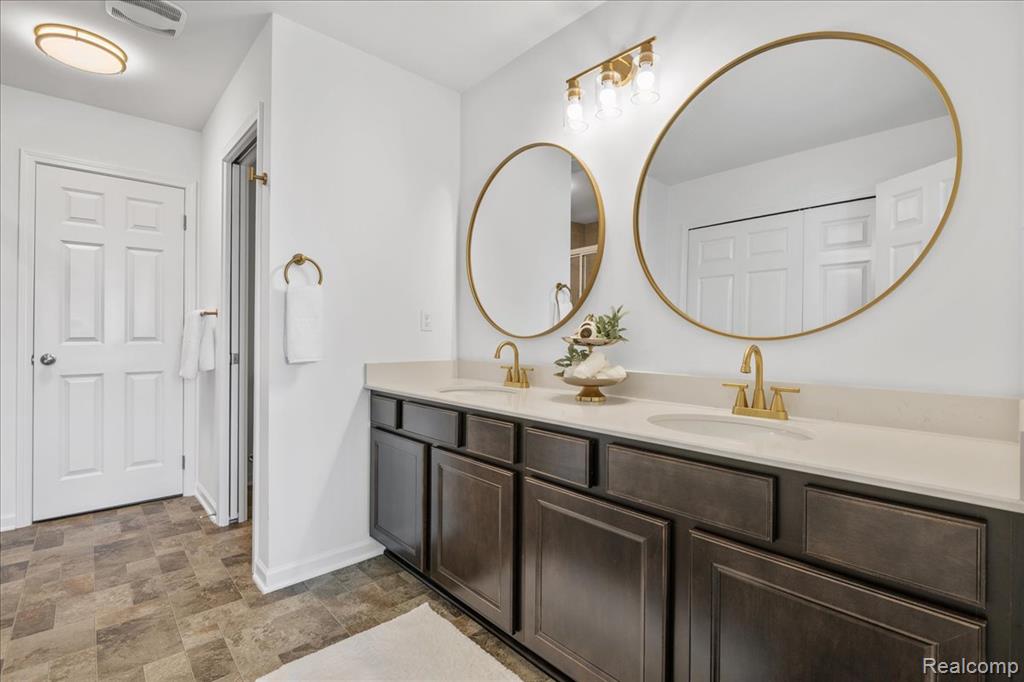 8249 Starina Court, Brighton, MI 48116 — Photo 15