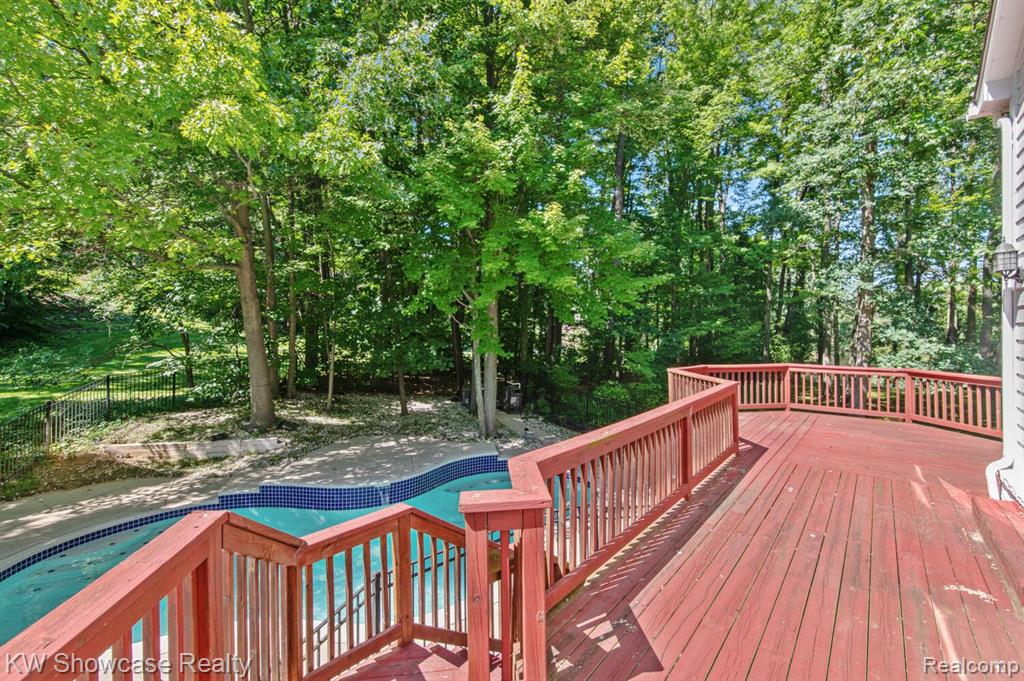 6255 WHISPERING MEADOWS Drive, White Lake, MI 48383 — Photo 52