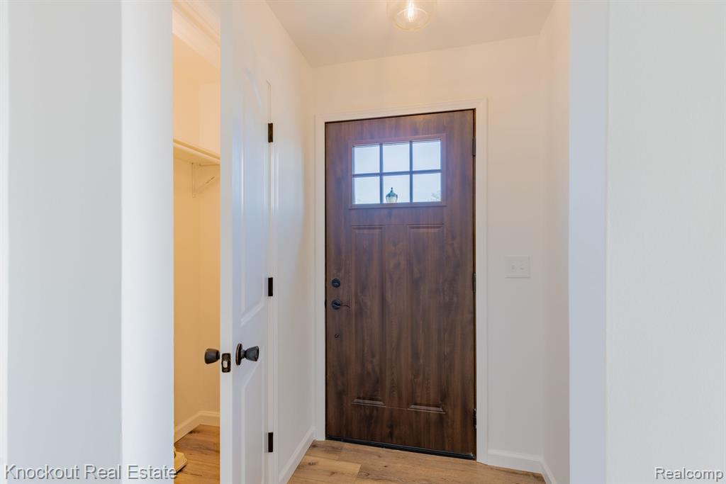 8368 MAIN Street, Birch Run, MI 48415 — Photo 22