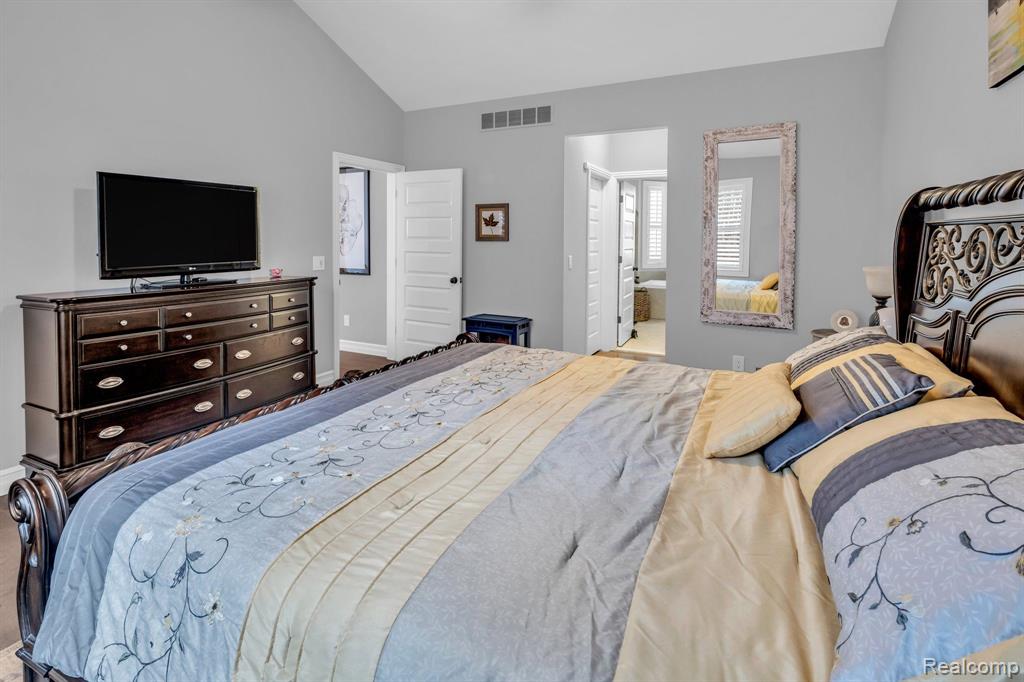 47609 BUCCI Ct. Court, Macomb, MI 48044 — Photo 13