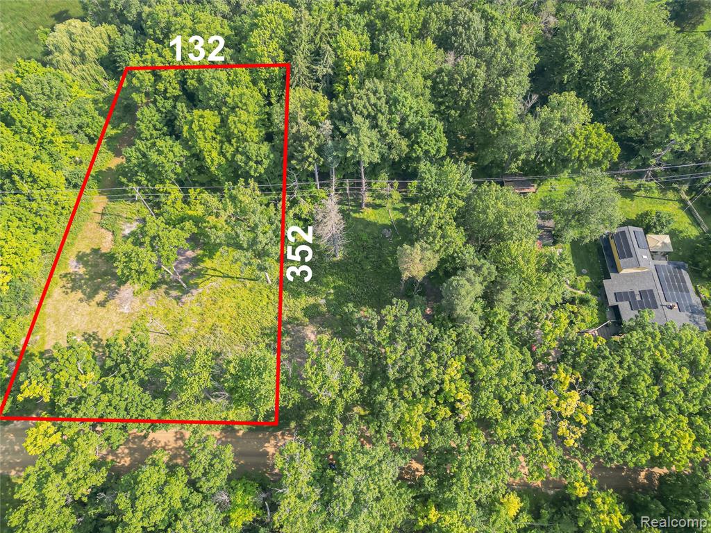 7230 Walnut Lake lot 1 Road, West Bloomfield, MI 48323