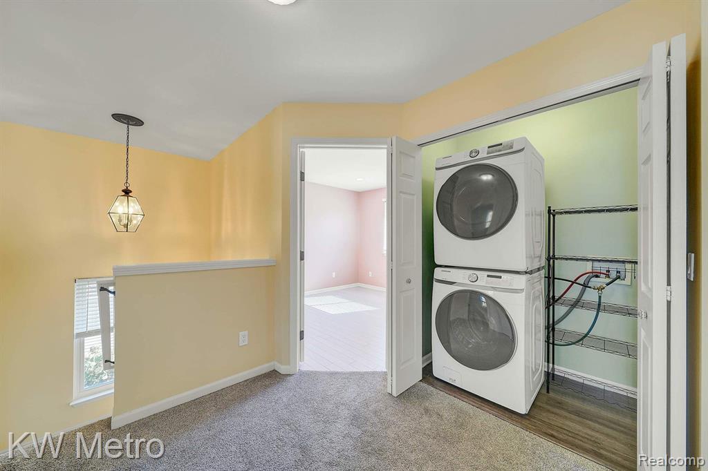 8590 BARRINGTON Drive, Ypsilanti, MI 48198 — Photo 31