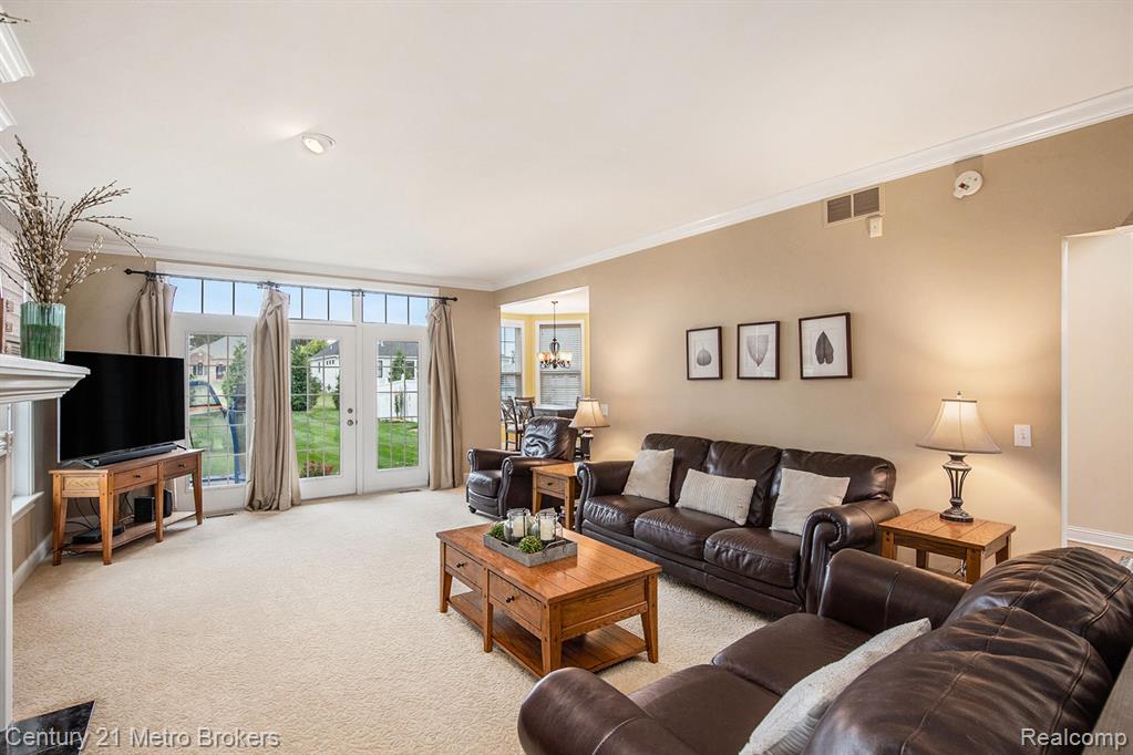 9024 Woodridge Drive, Davison, MI 48423 — Photo 5