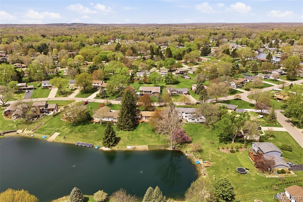 3756 Chevron Drive, Highland, MI 48356 — Photo 35