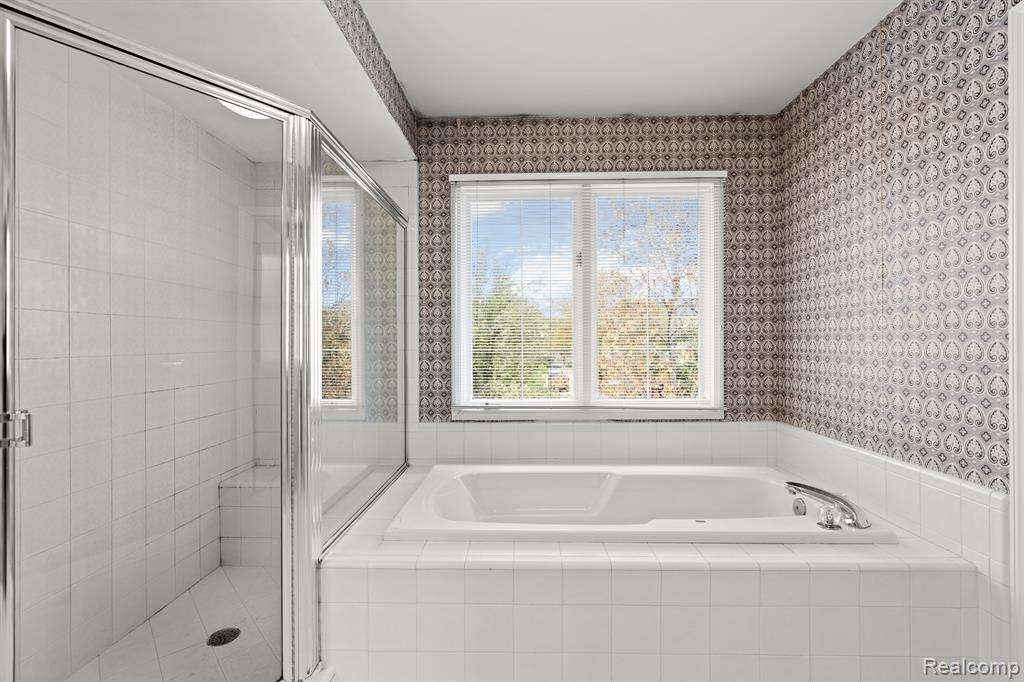 45419 GLENGARRY Boulevard, Canton, MI 48188 — Photo 27