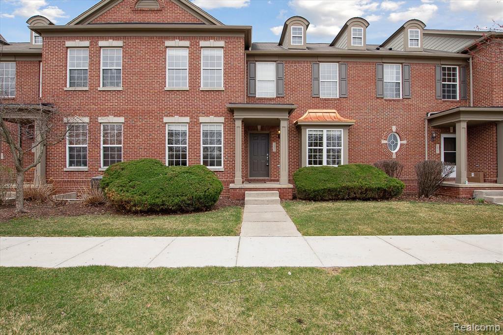 1902 PADDOCK Lane, Canton, MI 48188 — Photo 2