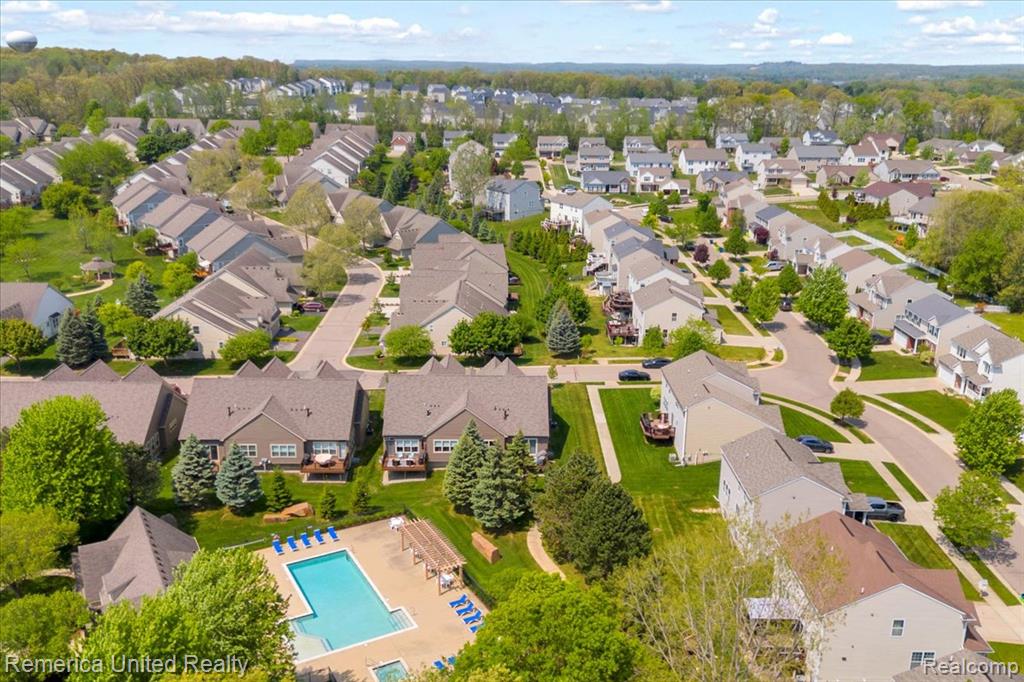 8057 Timber Trail, White Lake, MI — Photo 35