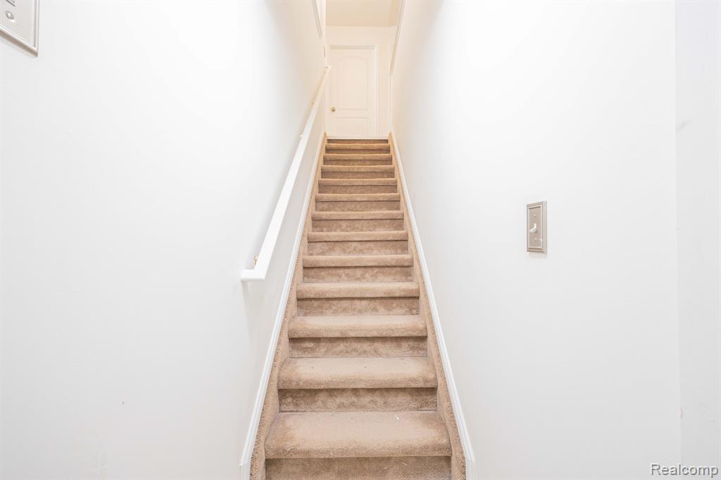 17415 N LUCILLE Circle, New Boston, MI 48164 — Photo 24