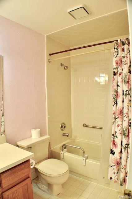38843 COUNTRY Circle, 80, Farmington Hills, MI 48331 — Photo 18