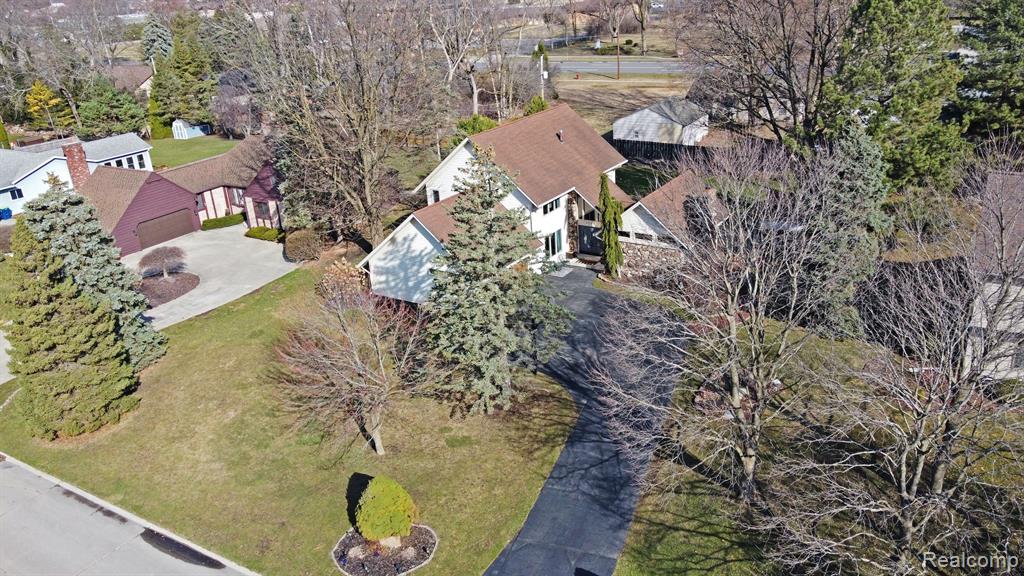 4704 CRUTCHFIELD Drive, Saginaw, MI 48638 — Photo 49
