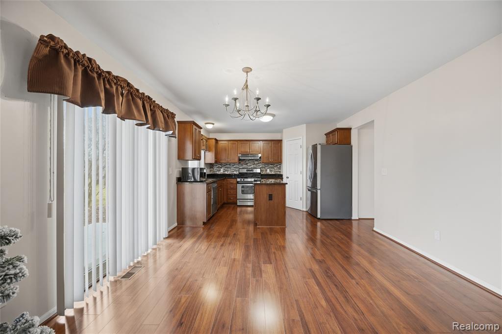 42453 Willsharon Street, Sterling Heights, MI 48314 — Photo 17