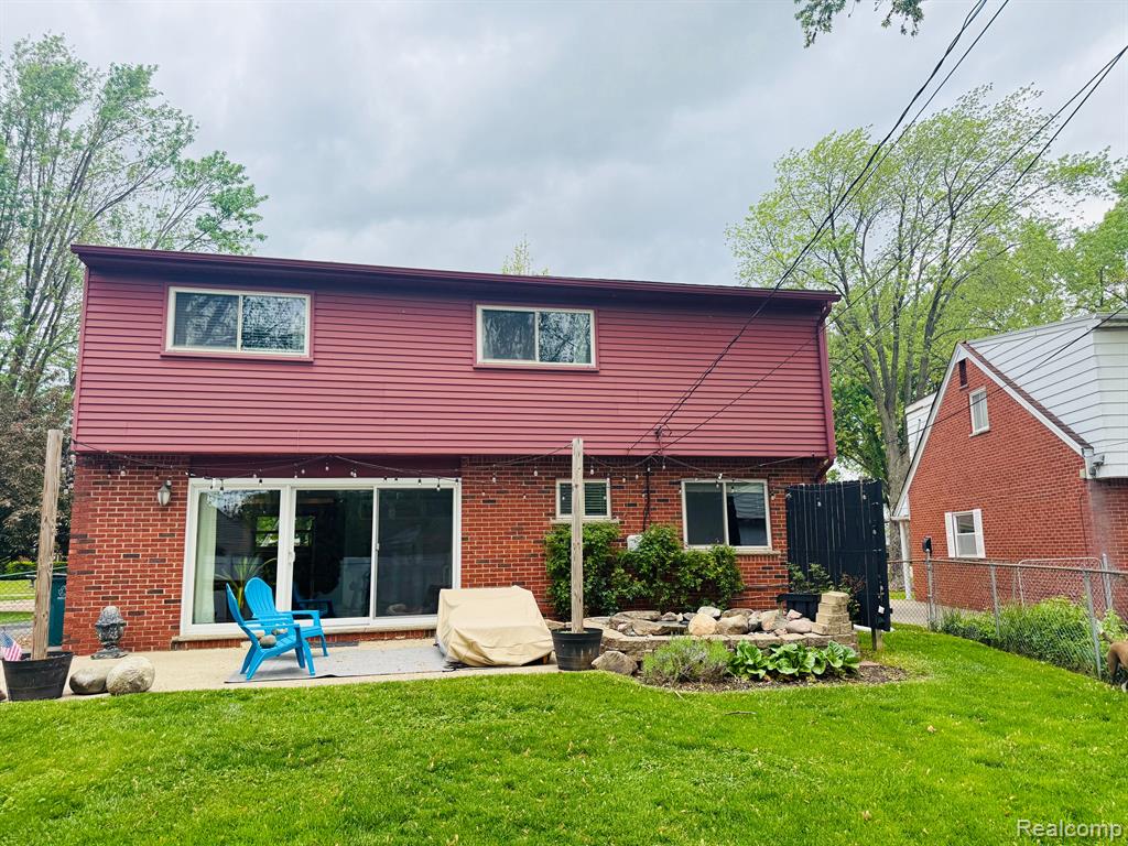 992 KEY WEST Drive, Clawson, MI — Photo 31