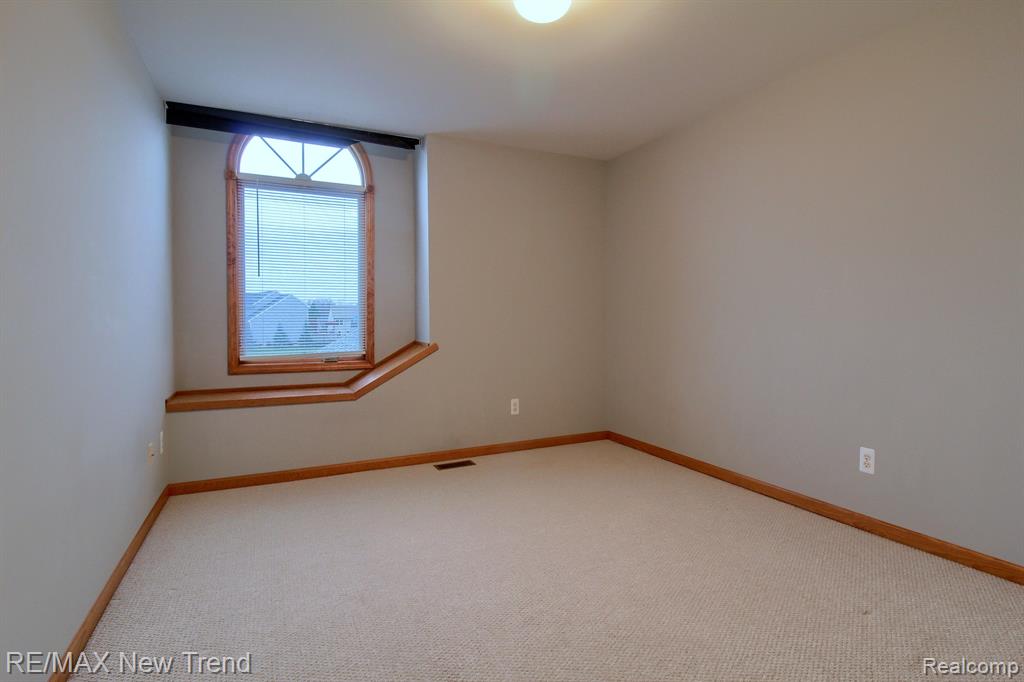 508 HEARTWOOD Lane, Saline, MI 48176 — Photo 26