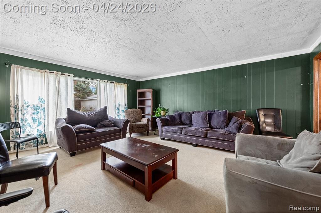 24861 Almond Avenue, Eastpointe, MI 48021 — Photo 15