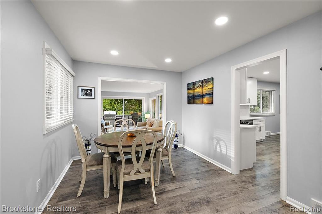 711 Hickory Heights Drive, Bloomfield Hills, MI 48304 — Photo 10