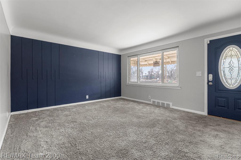 19431 STEPHENS, Eastpointe, MI 48021 — Photo 7