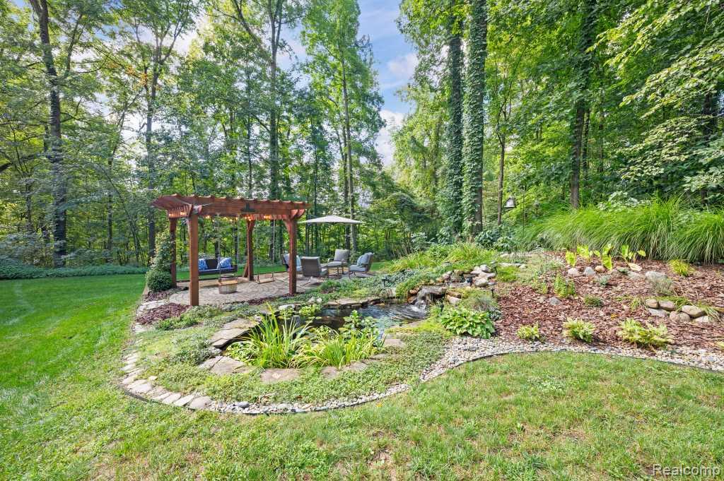 10568 Garr Road, Berrien Springs, MI 49103 — Photo 38