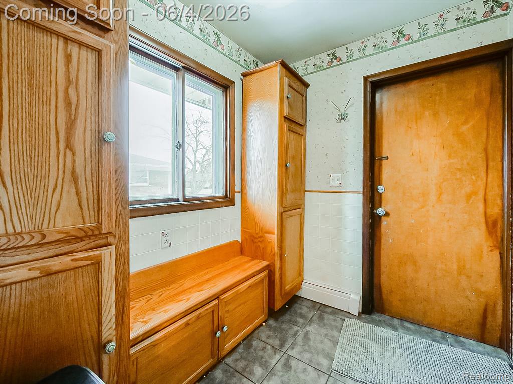 31745 Schoolcraft, Fraser, MI 48026 — Photo 14