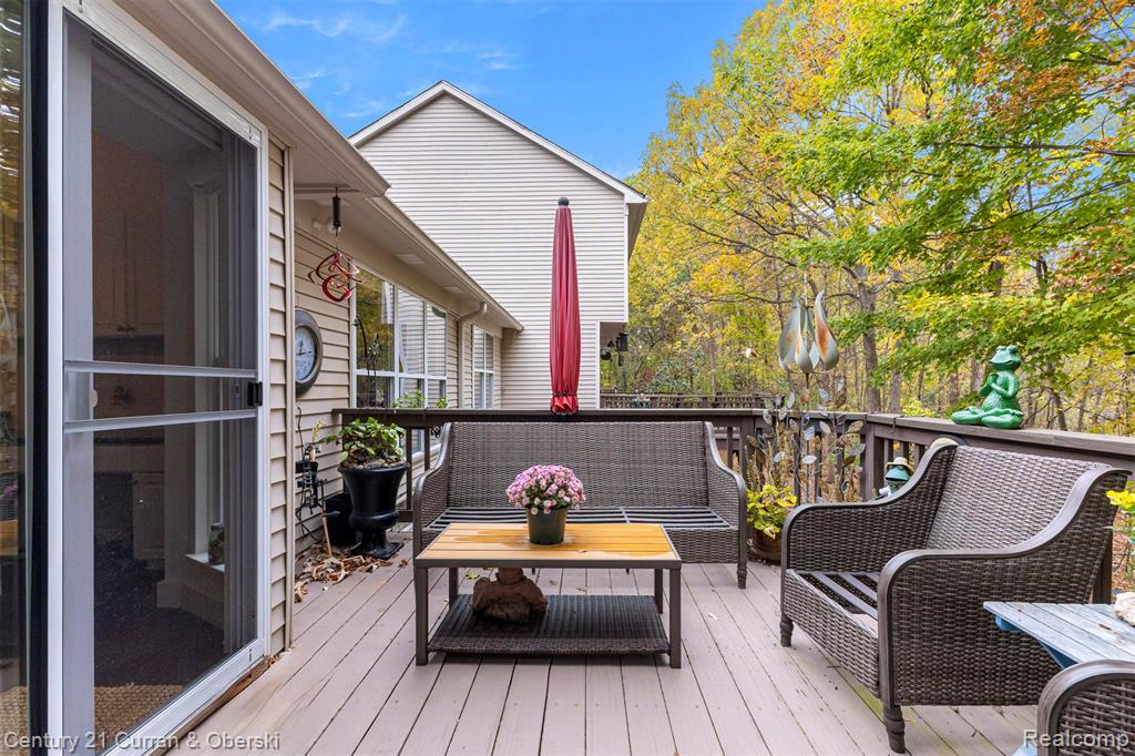 870 Calpernia, 20, Wixom, MI 48393 — Photo 43