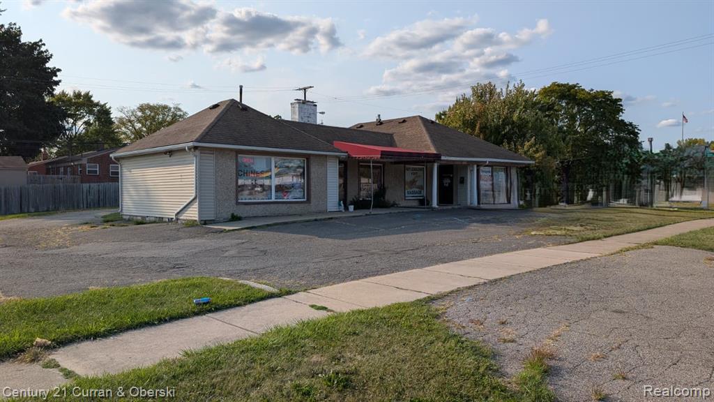 6985 Merriman Road, Garden City, MI — Photo 2