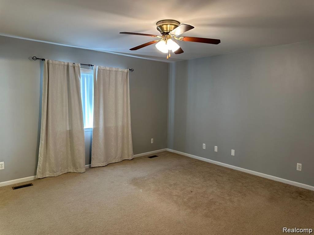 3970 ORCHARD VIEW Avenue, Rochester Hills, MI 48307 — Photo 32