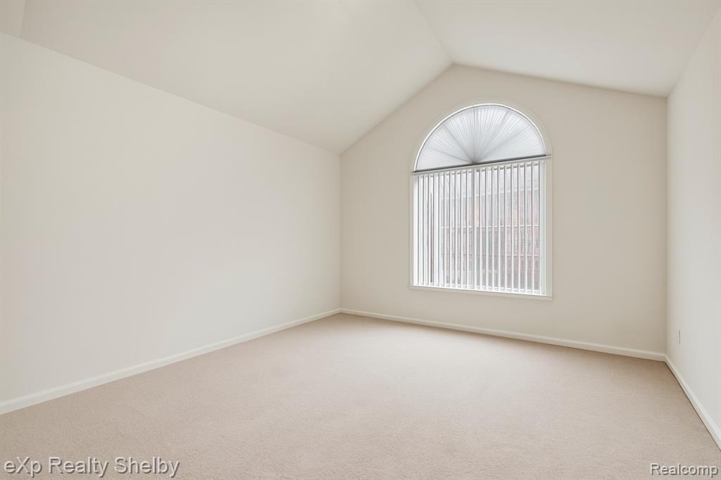 49088 Lehr Drive, Macomb, MI 48044 — Photo 24