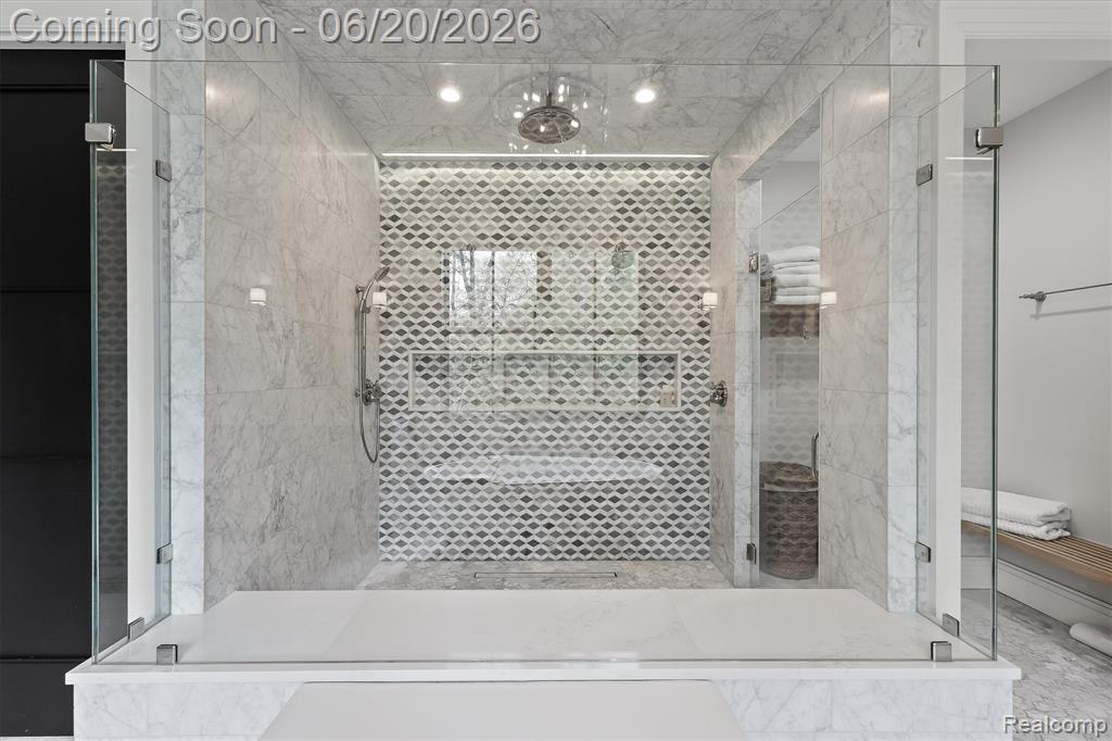 5200 Windingwood Drive, Bloomfield Hills, MI 48302 — Photo 32