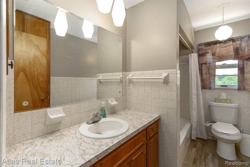 9450 HOGAN Road, Fenton, MI 48430 — Photo 29