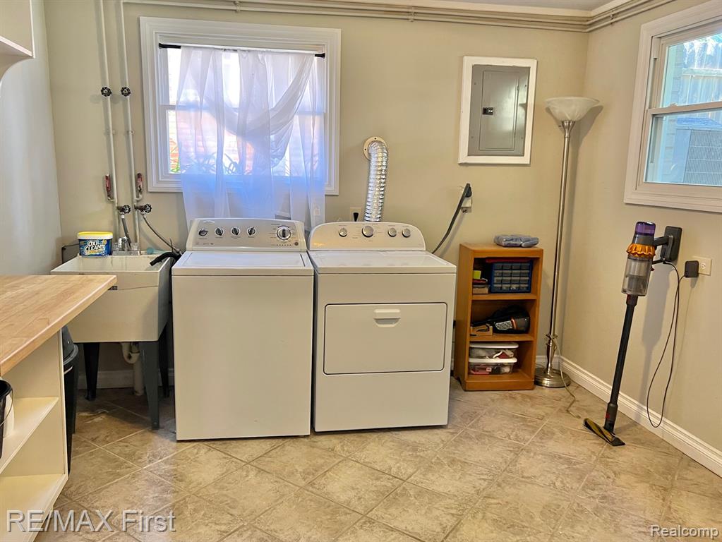 908 Marywood Drive, Royal Oak, MI 48067 — Photo 20